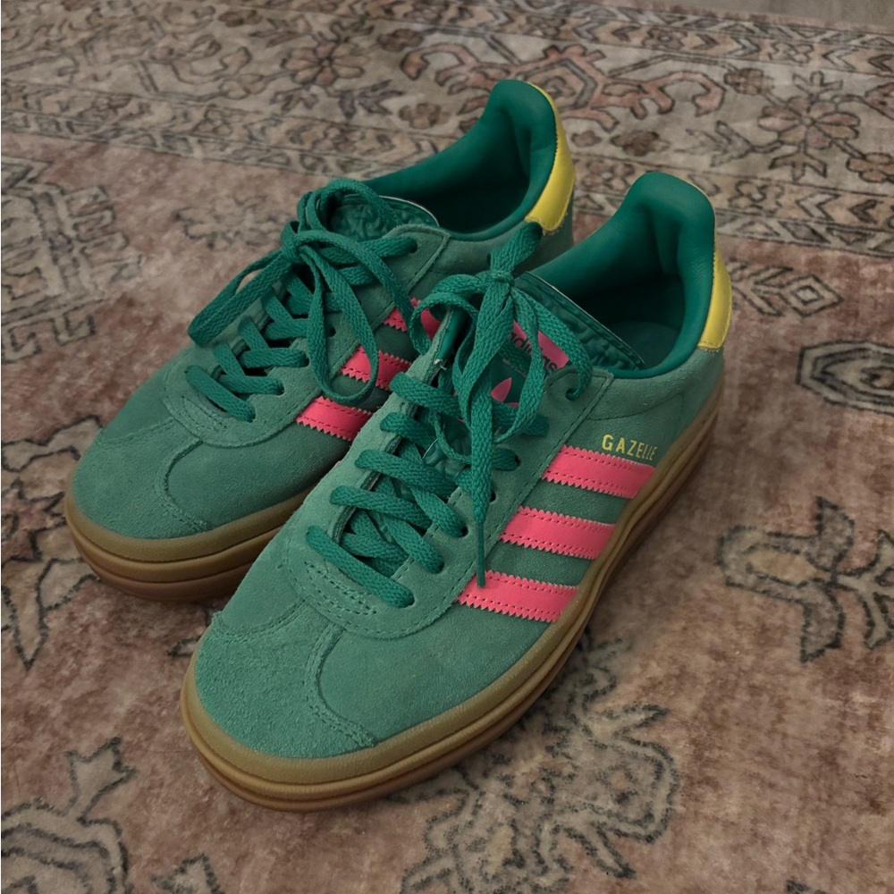 Addias Sambas Women’s